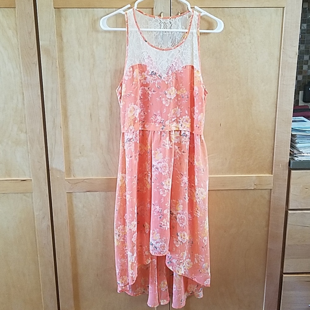 Flowy high-low sundress